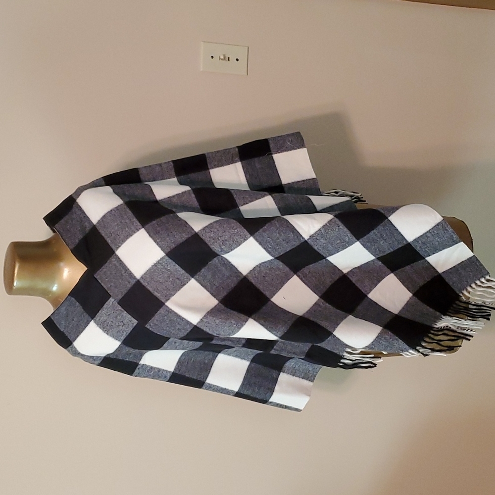 ‼️3/$18‼️Poncho/cape